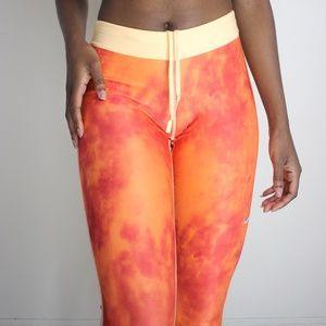 Nike Tye Die Dri-Fit Leggings XS in Orange